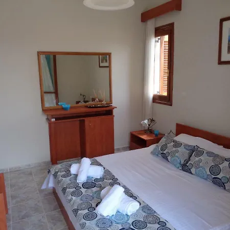 & Studio * Porto Heli