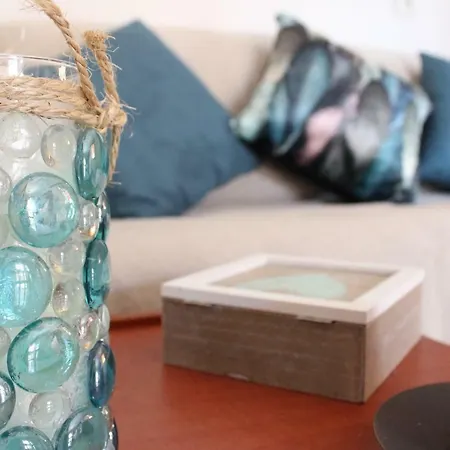 & Studio Apartment *